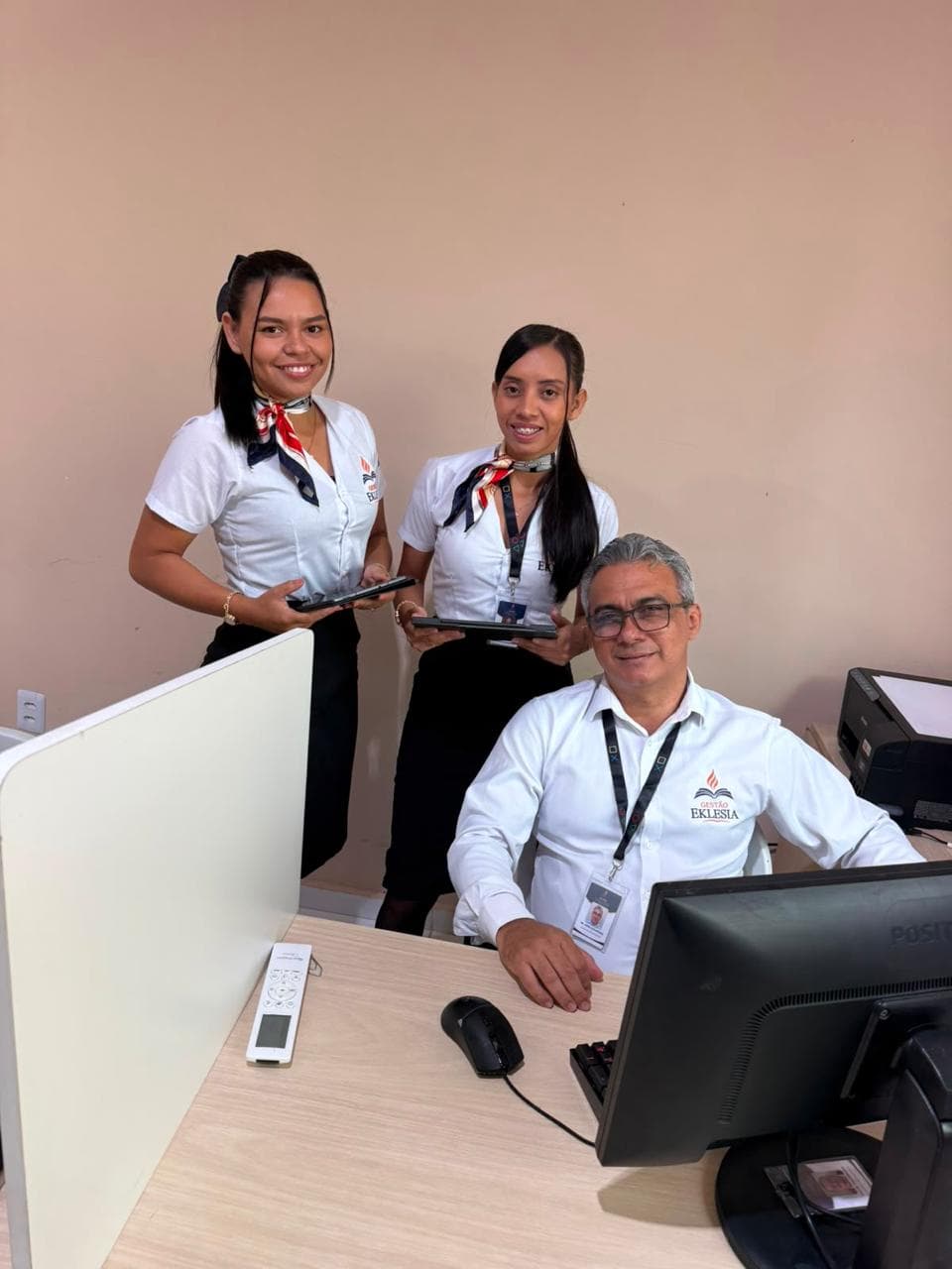 Equipe de Atendimento e Engenharia da Alcantara Sistemas